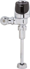 Sloan Valve Co. - 3/4" Spud Coupling, 3/4" Pipe, Urinal Automatic Flush Valve - Handle Opening, 1.5 Gal per Flush, Plastic Cover, Powered by 4 AA Batteries - All Tool & Supply