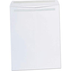 UNIVERSAL - Mailers, Sheets & Envelopes Type: Catalog Envelope Style: Self Adhesive - All Tool & Supply