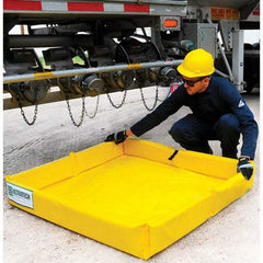 UltraTech - 15 Gal 18 oz PVC Containment Berm, Mini-Foam Wall - 1/2' High x 2' Wide x 2" Long - All Tool & Supply