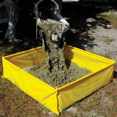 UltraTech - 139 Gal 10mil Polyethylene Concrete Washout Berm - 14" High x 4' Wide x 4" Long - All Tool & Supply