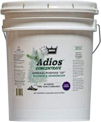 Werth Sanitary Supply - 5 Gal Bucket Cleaner/Degreaser - Liquid, Biodegradable Cleaner & Degreaser, Butyl-Free, Phosphate-Free, Water-Based, No VOC, Lavender - All Tool & Supply