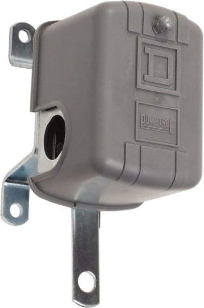 Square D - 1 NEMA Rated, DPST, Float Switch Pressure and Level Switch - 575 VAC, Line-Load-Load-Line Terminal - All Tool & Supply