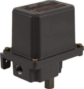 Square D - 7 and 9 NEMA Rated, SPDT, 90 to 2,900 psi, Electromechanical Pressure and Level Switch - Adjustable Pressure, 120 VAC at 6 Amp, 125 VDC at 0.22 Amp, 240 VAC at 3 Amp, 250 VDC at 0.27 Amp, 1/4 Inch Connector, Screw Terminal, For Use with 9012G - All Tool & Supply