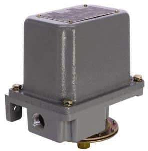 Square D - 7 and 9 NEMA Rated, SPDT, 0.2 to 10 psi, Electromechanical Pressure and Level Switch - Adjustable Pressure, 120 VAC at 6 Amp, 125 VDC at 0.22 Amp, 240 VAC at 3 Amp, 250 VDC at 0.27 Amp, 1/4 Inch Connector, Screw Terminal, For Use with 9012G - All Tool & Supply