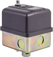 Square D - 1, 7, 9 and 3R NEMA Rated, 20 to 40 psi, Electromechanical Pressure and Level Switch - Adjustable Pressure, 575 VAC, L1-T1, L2-T2 Terminal, For Use with Square D Pumptrol - All Tool & Supply