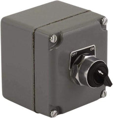 Schneider Electric - 1 Operator, Pushbutton Control Station - Start (Legend), Momentary Switch, NO/NC Contact, NEMA 1, 13, 3, 4 - All Tool & Supply