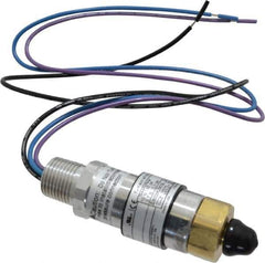 United Electric Controls - 1,500 Max psi, Compact Cylindral Pressure Switch - 1/4 Thread - All Tool & Supply