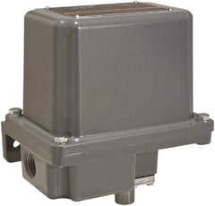 Square D - 7 and 9 NEMA Rated, SPDT, 170 to 5,600 psi, Electromechanical Pressure and Level Switch - Adjustable Pressure, 120 VAC at 6 Amp, 125 VDC at 0.22 Amp, 240 VAC at 3 Amp, 250 VDC at 0.27 Amp, 1/4 Inch Connector, Screw Terminal, For Use with 9012G - All Tool & Supply