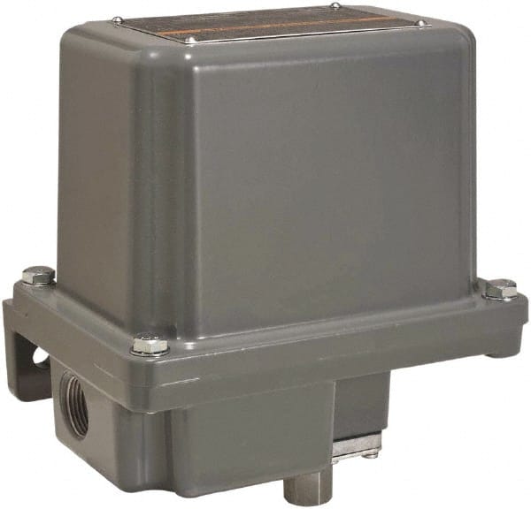 Square D - 7 and 9 NEMA Rated, SPDT-DB, 3 to 150 psig, Electromechanical Pressure and Level Switch - Exact Industrial Supply