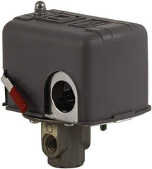 Square D - 1 and 3R NEMA Rated, 70 to 150 psi, Electromechanical Pressure and Level Switch - Fixed Pressure, 575 VAC, L1-T1, L2-T2 Terminal, For Use with Square D Pumptrol - All Tool & Supply