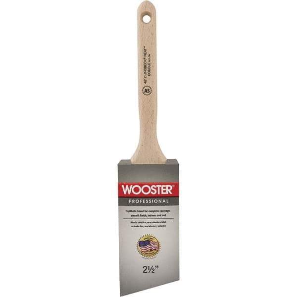 Wooster Brush - 2-1/2" Angled Synthetic Sash Brush - 2-15/16" Bristle Length, 7-7/8" Poly Foam Fluted Handle - All Tool & Supply