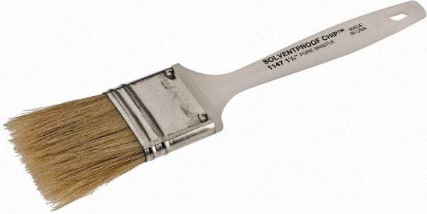 Wooster Brush - 1-1/2" Flat Hog Chip Brush - 1-11/16" Bristle Length, 4-5/8" Plastic Beavertail Handle - All Tool & Supply