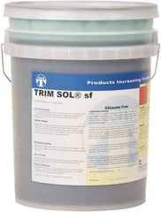 Master Fluid Solutions - Trim SOL sf, 5 Gal Pail Cutting & Grinding Fluid - Water Soluble, For Cutting, Grinding - All Tool & Supply