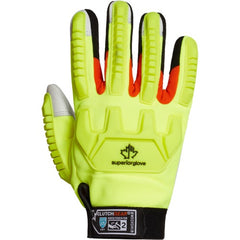 High-visibility mechanic gloves with outstanding dexterity and 360° cut protection