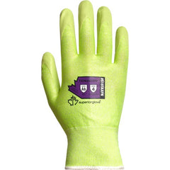 Hi-Viz cut protection with a strong grip and barehand feel